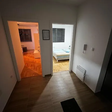 Apartman Lux 05 Lukavica